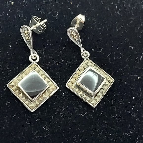 Pewter Owl Studs marked .925 & Square Marcasite Onyx Drop LOT of two - Picture 3 of 11